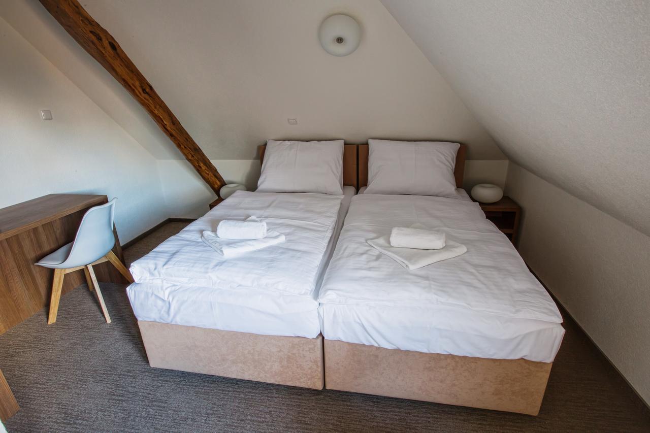 Hotel Na Sustne Krupá 외부 사진